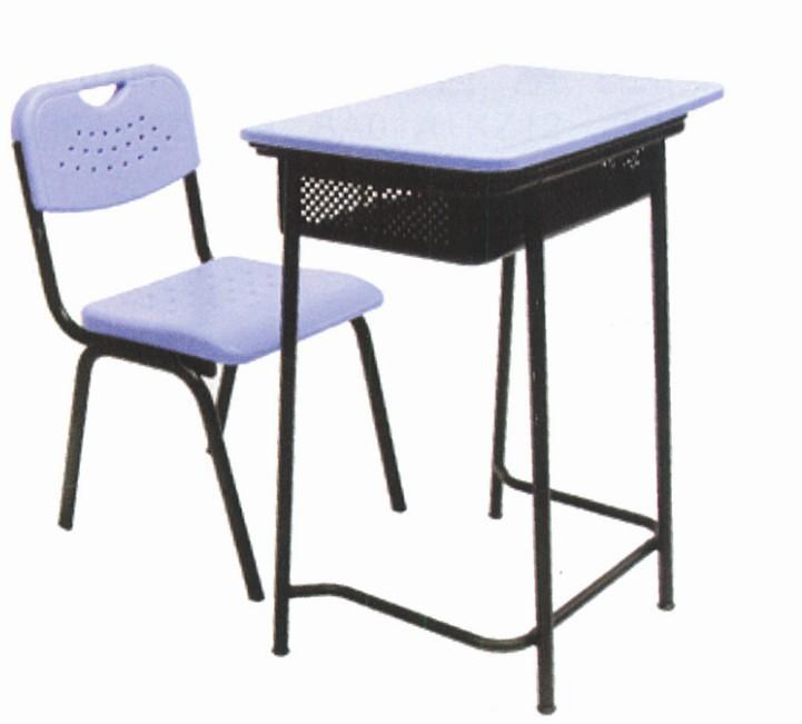教室�n桌椅